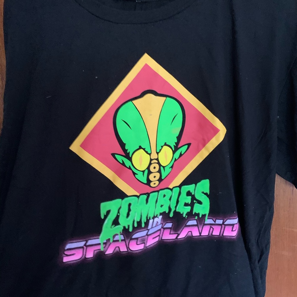 Call of duty zombie tee